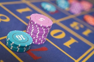 slot piala88 mobile app interface showing sportsbook and slot game options