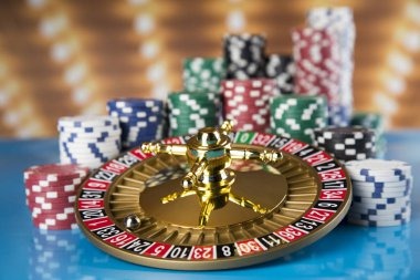 Mobile phone showing slot piala88 Dream Gaming lobby with live session schedule